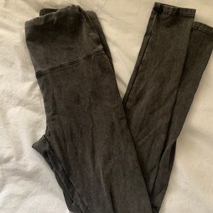 High waisted leggings